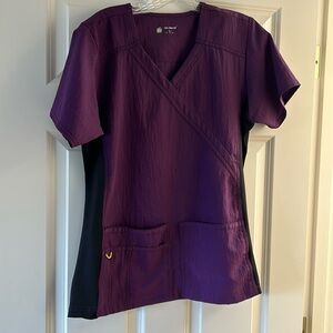 Scrub top, stretch material, looks like new.